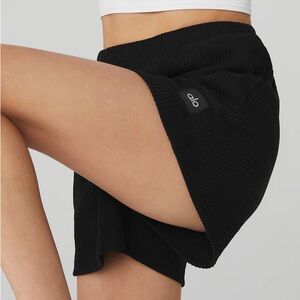 ALO Muse Shorts